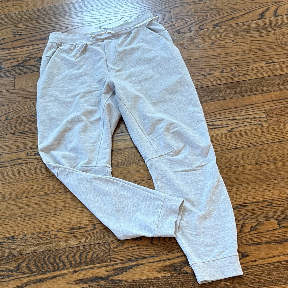 Lululemon Light Gray Jogger Sweatpants, M